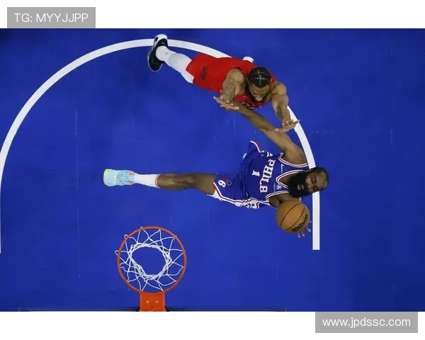 费城76人迎战东部强队，季后赛争夺战火热开打