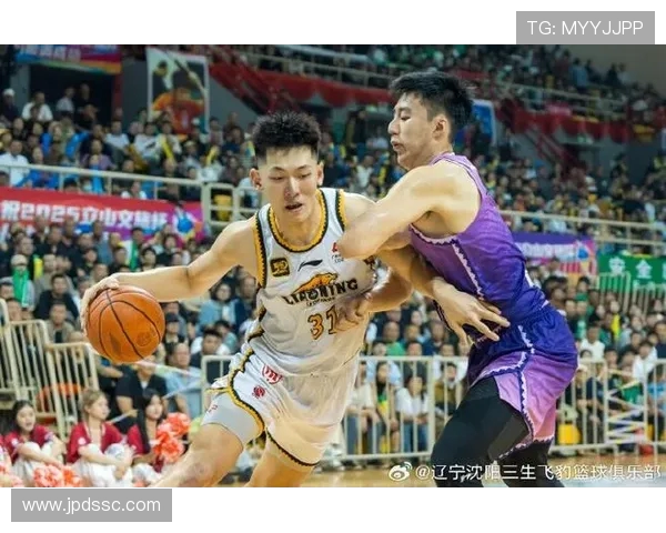辽宁本钢主场鏖战新疆广汇强强对决掀起新赛季篮球巅峰之夜
