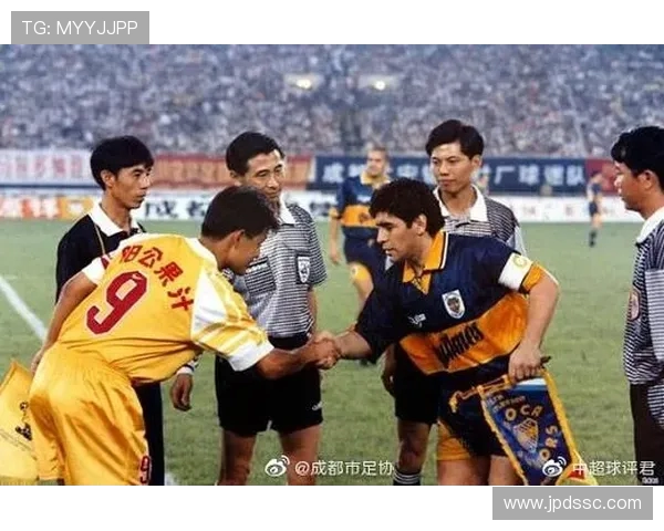 全兴队与博卡青年激战正酣谁能在这场巅峰对决中笑到最后